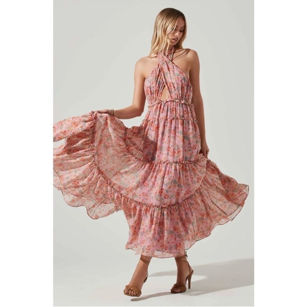 NWT ASTR The Label Jaidee Floral Tiered Halter Maxi Dress Cottagecore XS - Picture 2 of 13